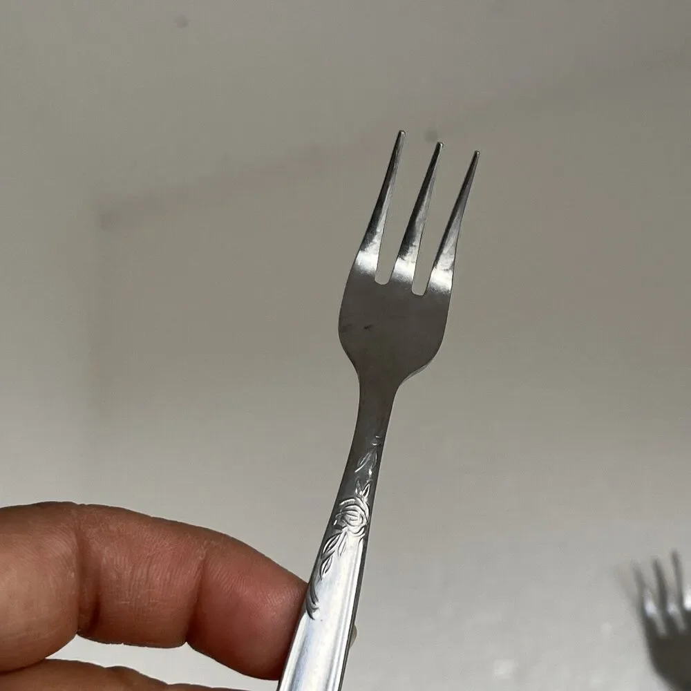 Vintage IIC Imperial stainless Cocktail Fork Young Rose set of 5